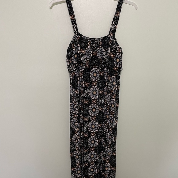 NY Collection maxi dress size Medium 5 inch ruffle around top - Picture 7 of 8